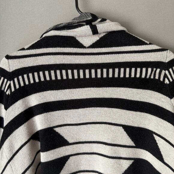 Banana Republic sz S aztec cream black southwest Shrug - Picture 9 of 10